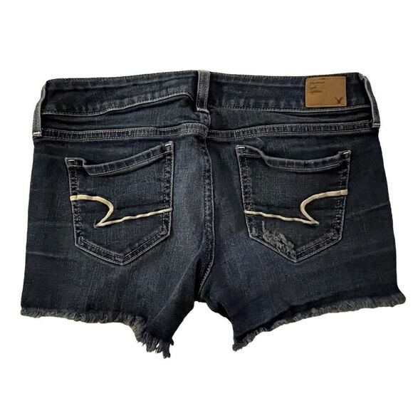 American Eagle ~ Dark Denim Cut Off Shorts ~ size 4 - Picture 2 of 8